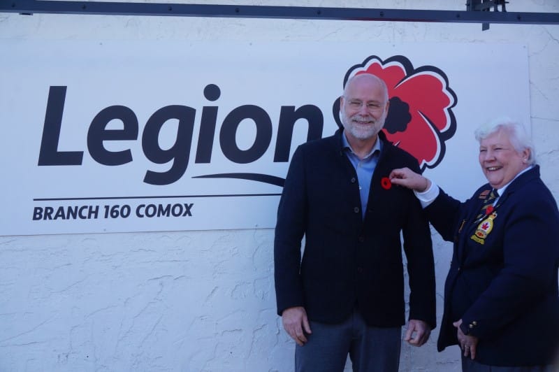 Mayor poppy presentation with Comox Legion