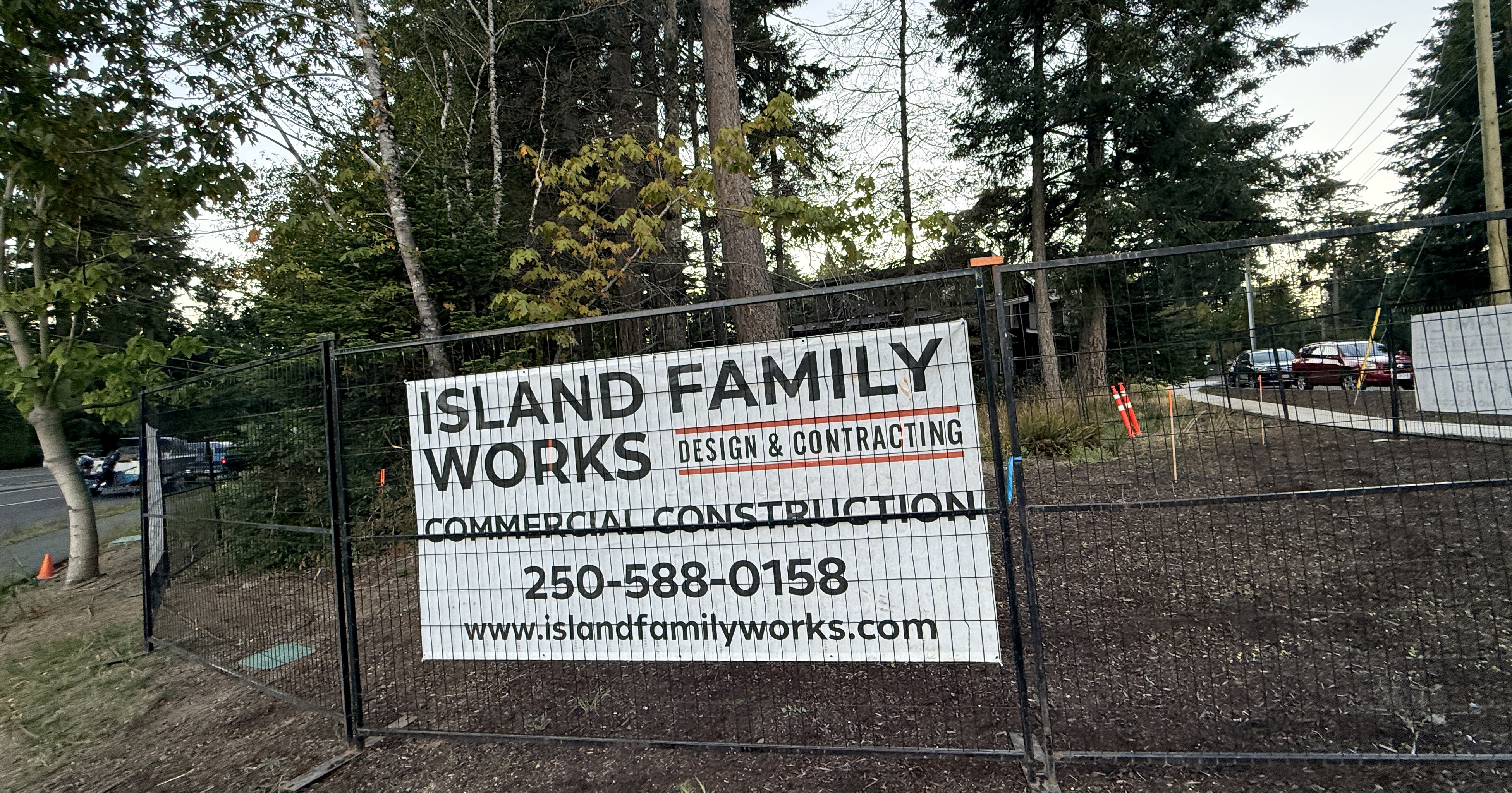 Comox Avenue/Glacier Avenue Gateway Project