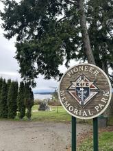 Pioneer Memorial Park sign