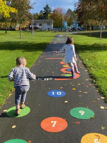 Playing on an interactive pathway